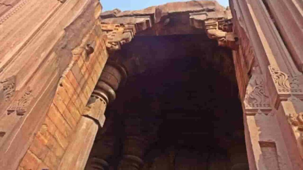 Bhojpur Historical Temple | भोजपुर शिवलिंग 3 unfinished-bhojpur-temple